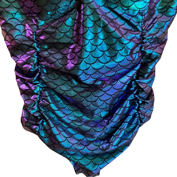 TORRID Green Iridescent Mermaid Everyday
Wire-Free One-Piece Swimsuit - Picture 8 of 11